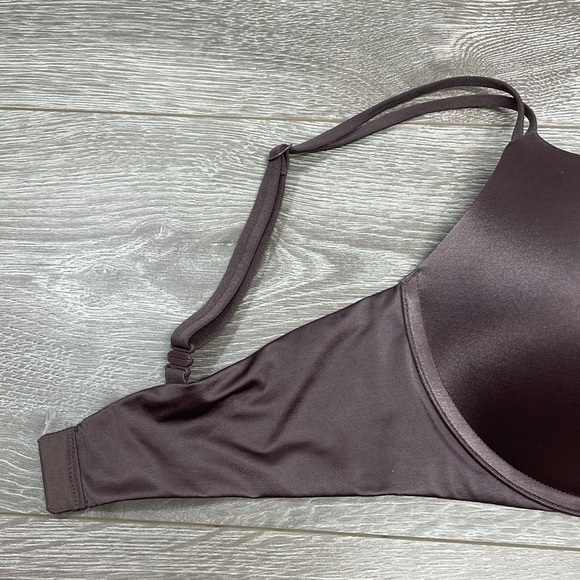 Victoria’s Secret Very Sexy Push-up Bra Smooth Underwire 34D - Picture 3 of 15